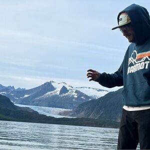 Meet your Posher, Corey